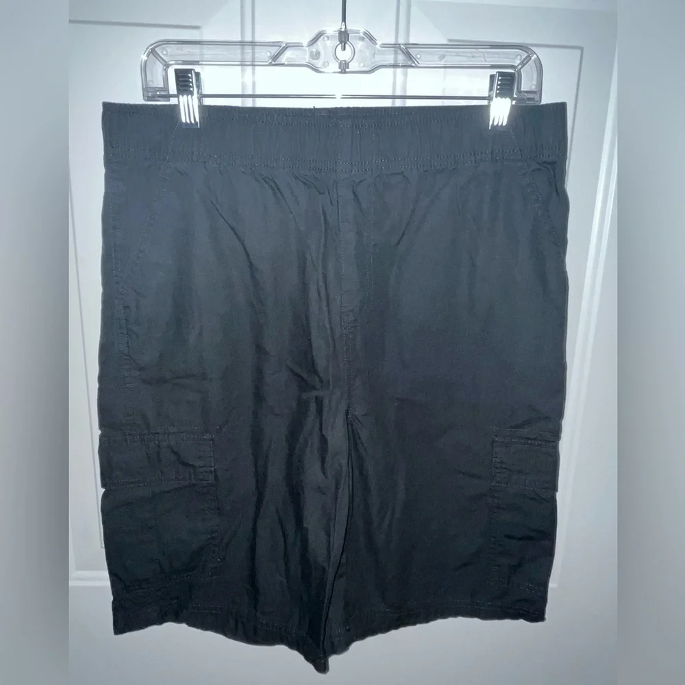 NWOT Children’s Place Husky Boy’s Cargo Shorts - Sz 18 Husky